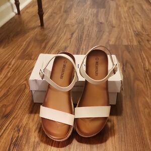 Dream Pairs Cream Ankle-Strap Flat Sandals
